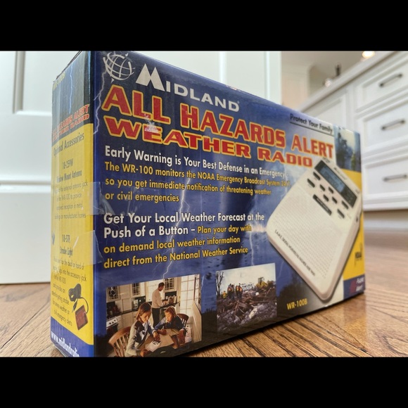 Midland “All Hazards Alert Weather Radio” NOAA Storm Warning WR-100B - Picture 1 of 6